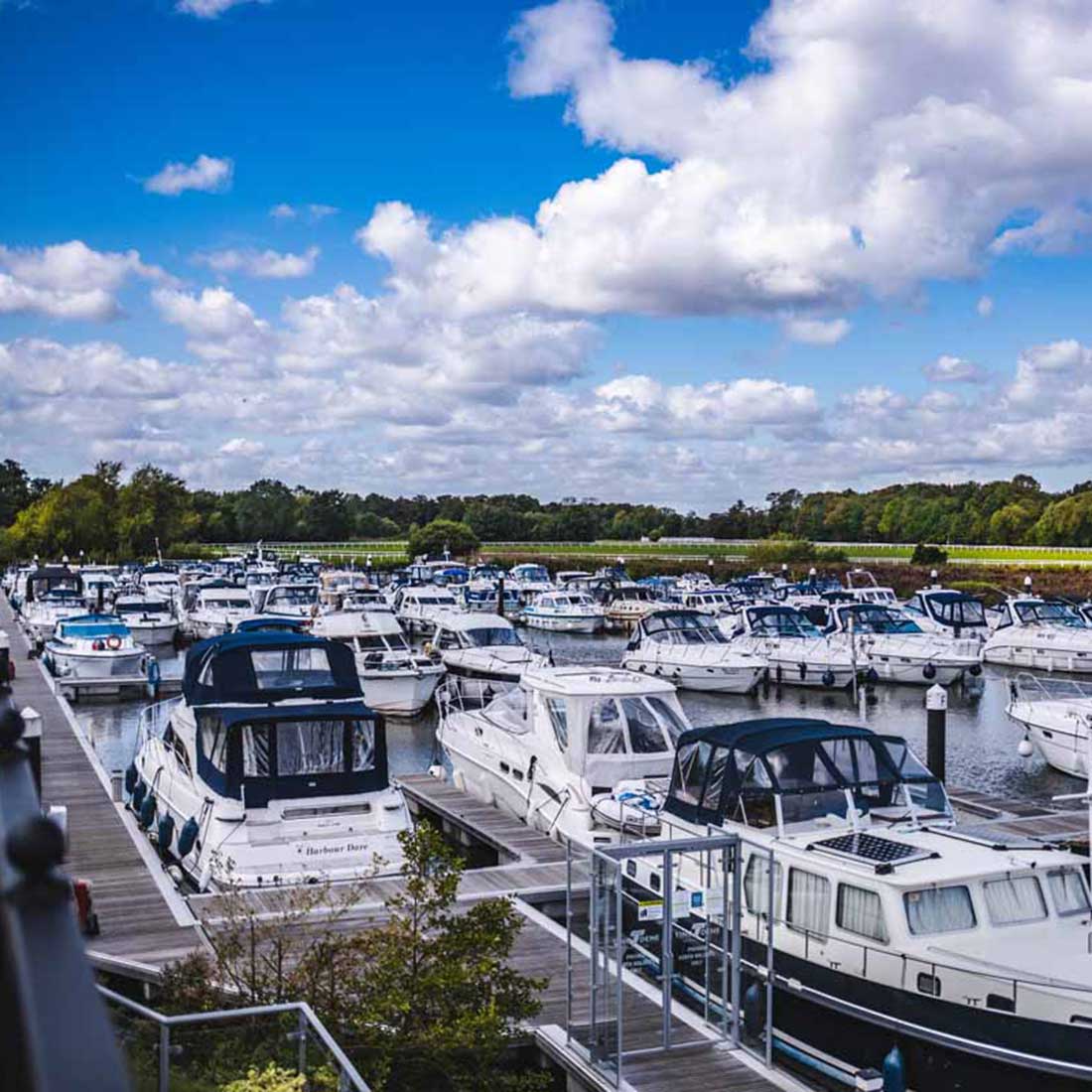 Racecourse Marina Windsor